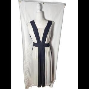 (GB18) Berkertex Black and White  Midi Lined, L